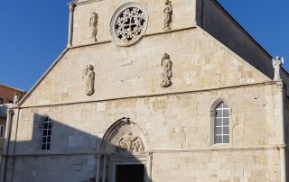 Zborna Crkva Uznesenja Blažene Djevice Marije, Pag