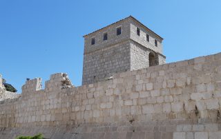 Gradske zidine i kula Skrivanat