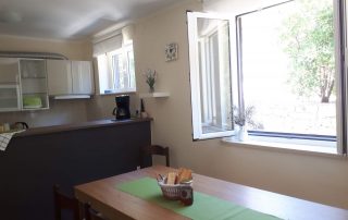 Large apartment - kitchen